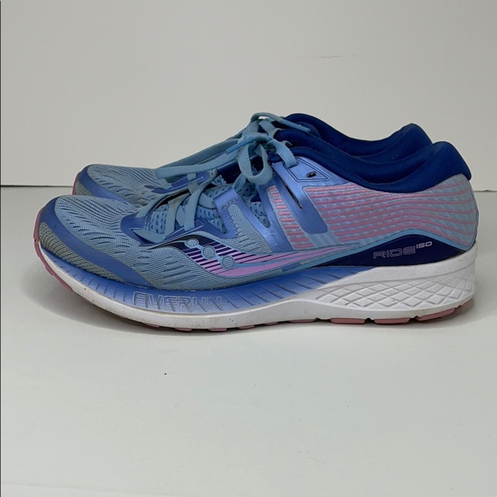 Saucony Women’s Ride ISO Tunning shoe sz 9